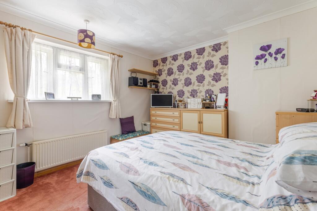 A18 - 33 George Road, Paignton - 250919