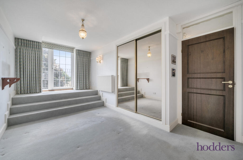 6238e692-2dfe-457...