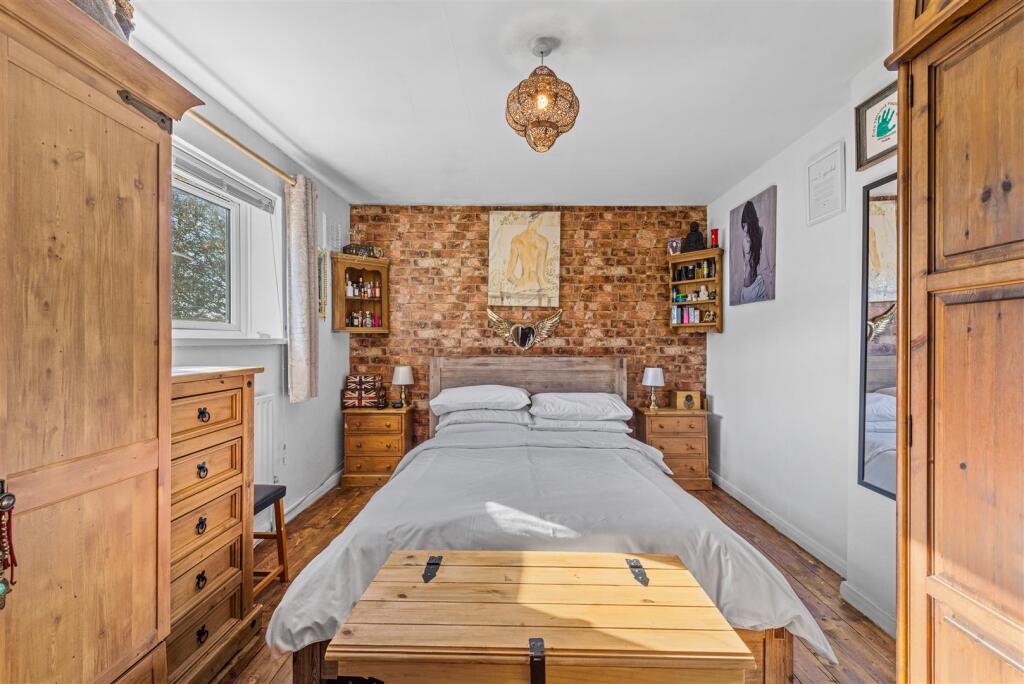 bed one front right.jpg