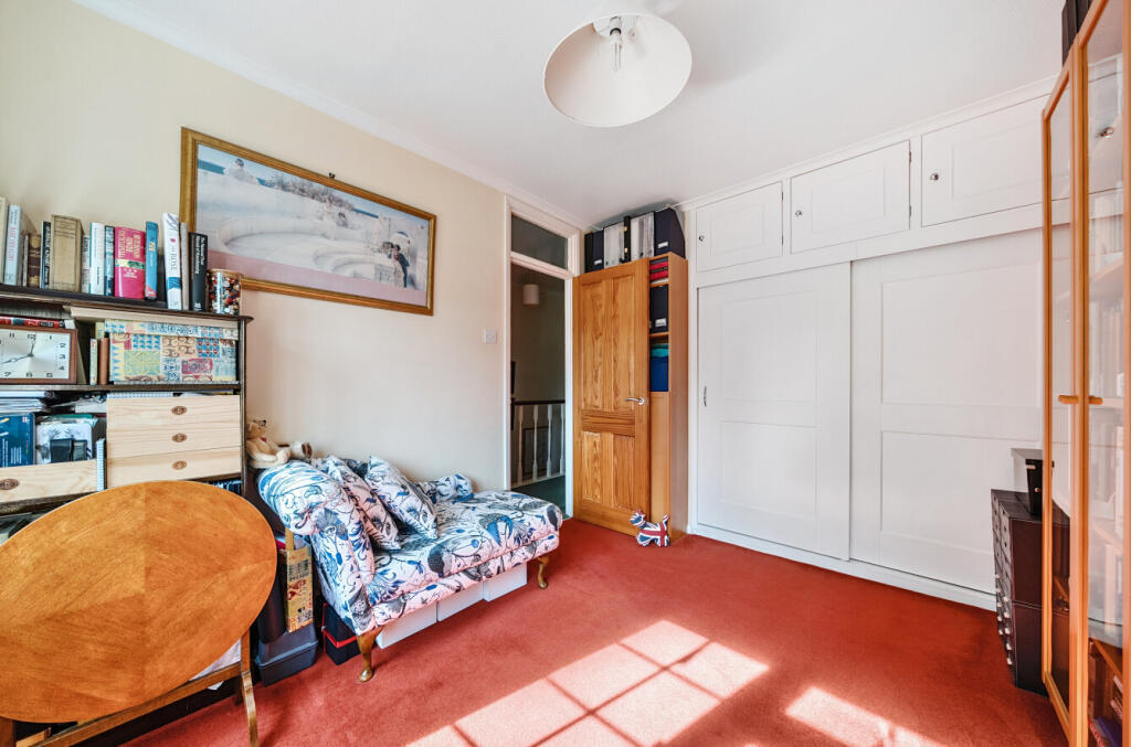 1311878-5-68527c3...