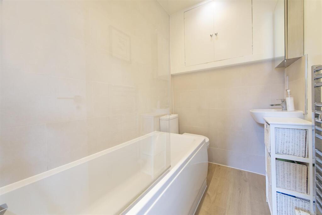 52978 Hi res (7).jpg