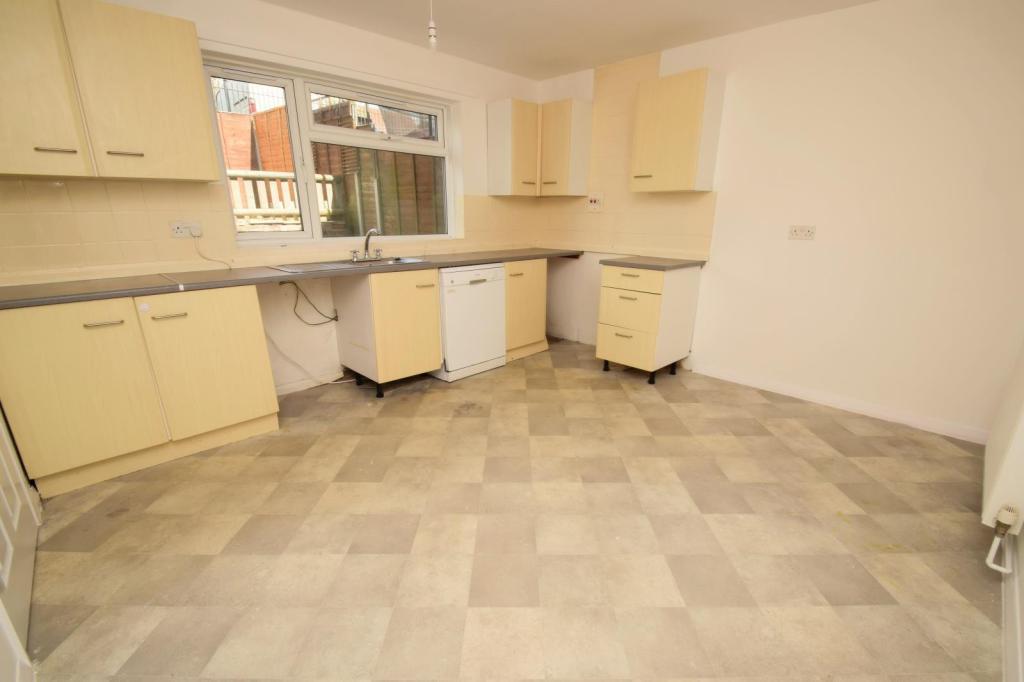 3 - kitchen