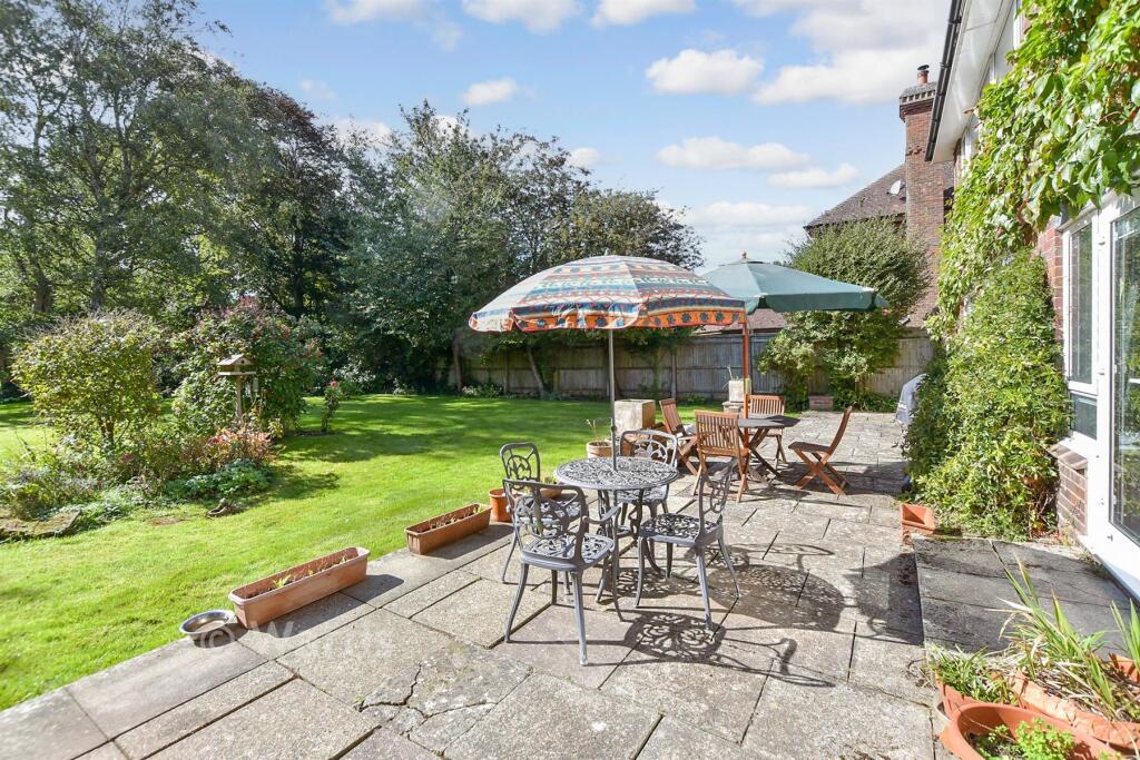 Patio / Decking