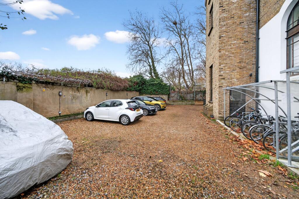 Alkham Road, London, N16