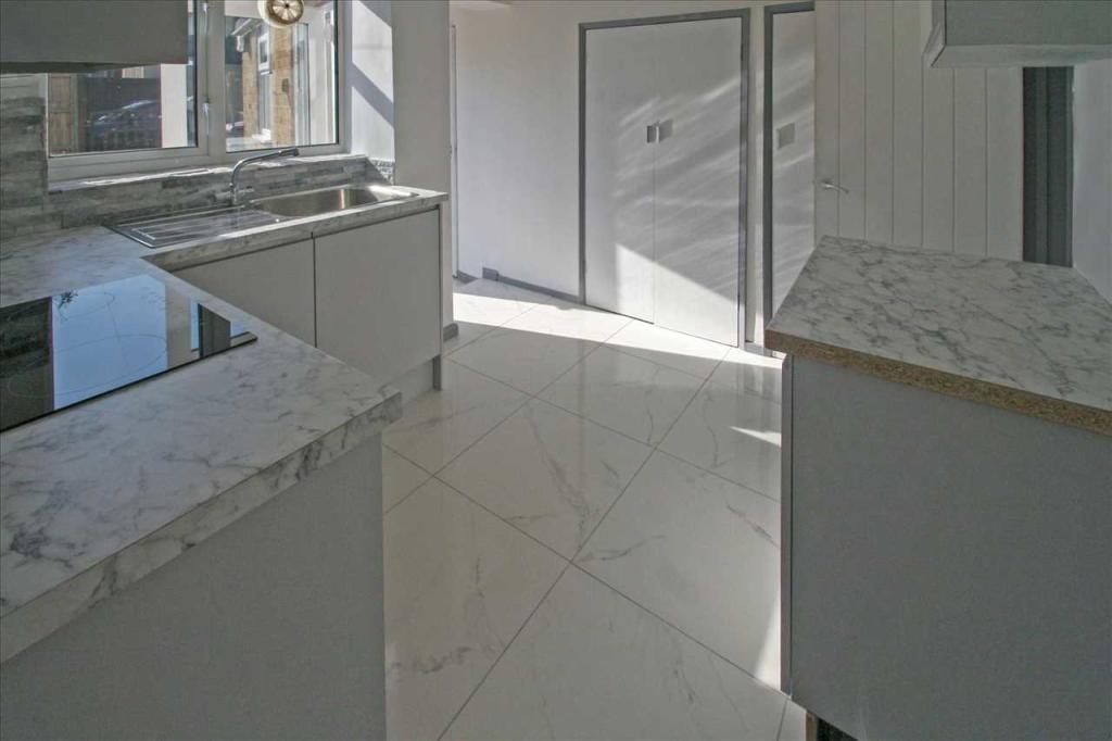 Fitted Kitchen