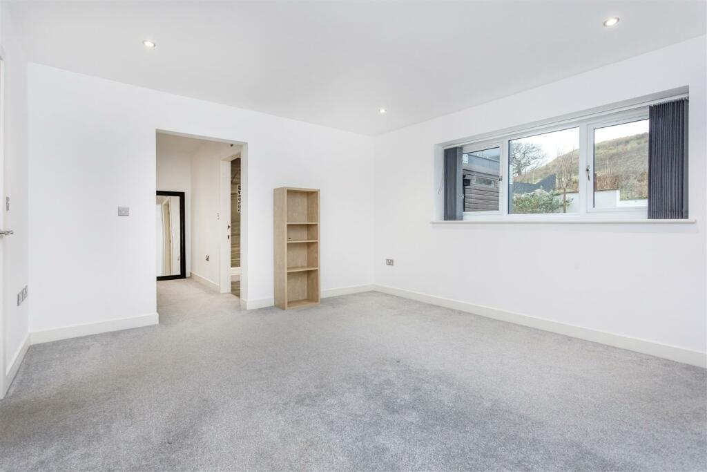 3 Chapel View-8.jpg