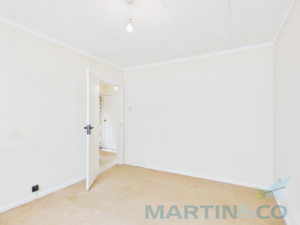 Bedroom 2 Pic 2