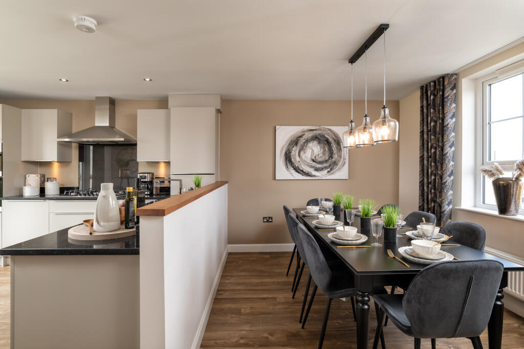Duns Show Home