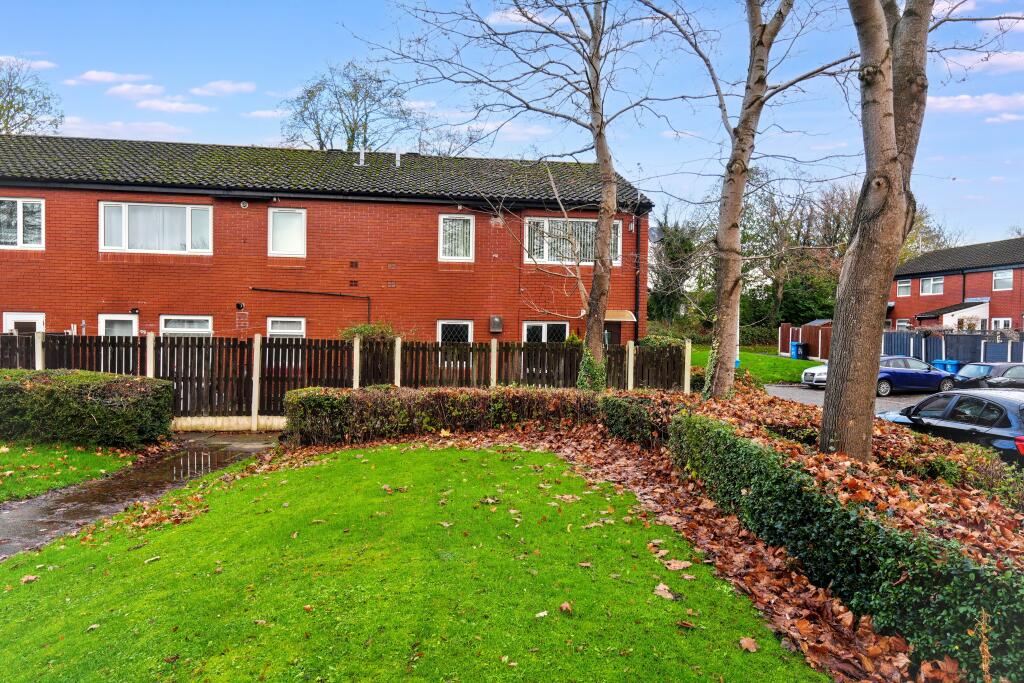 94 The Hove, Murdishaw, Runcorn, Cheshire, WA7 6EE