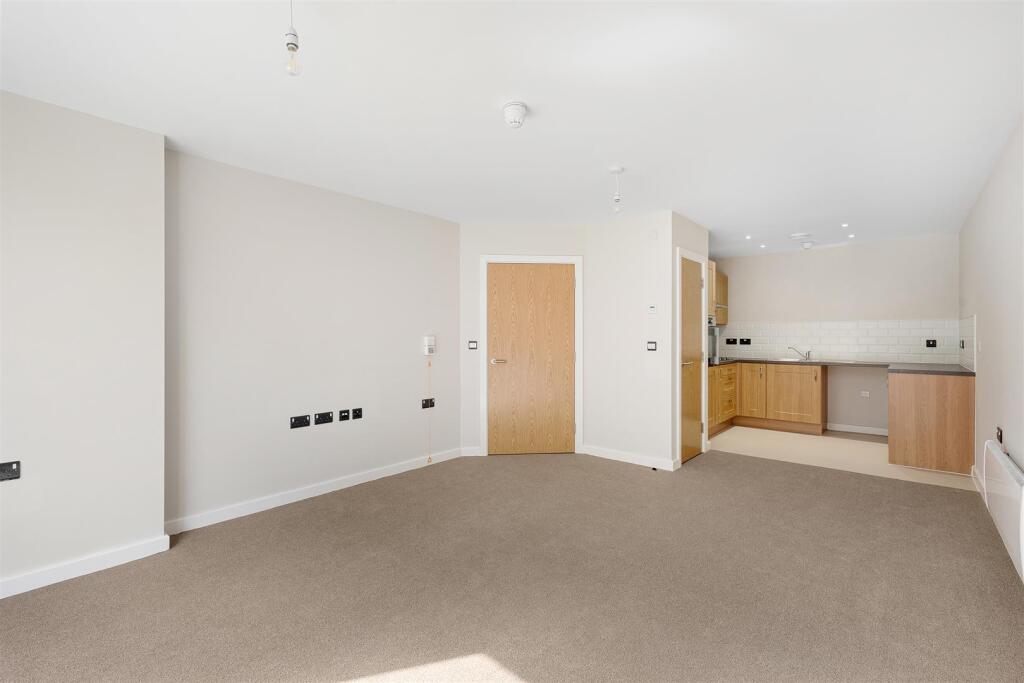 Living / Dining / Kitchen