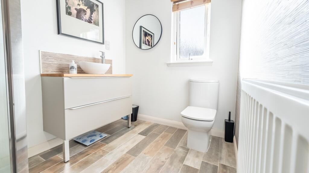 Principal Bedroom En Suite