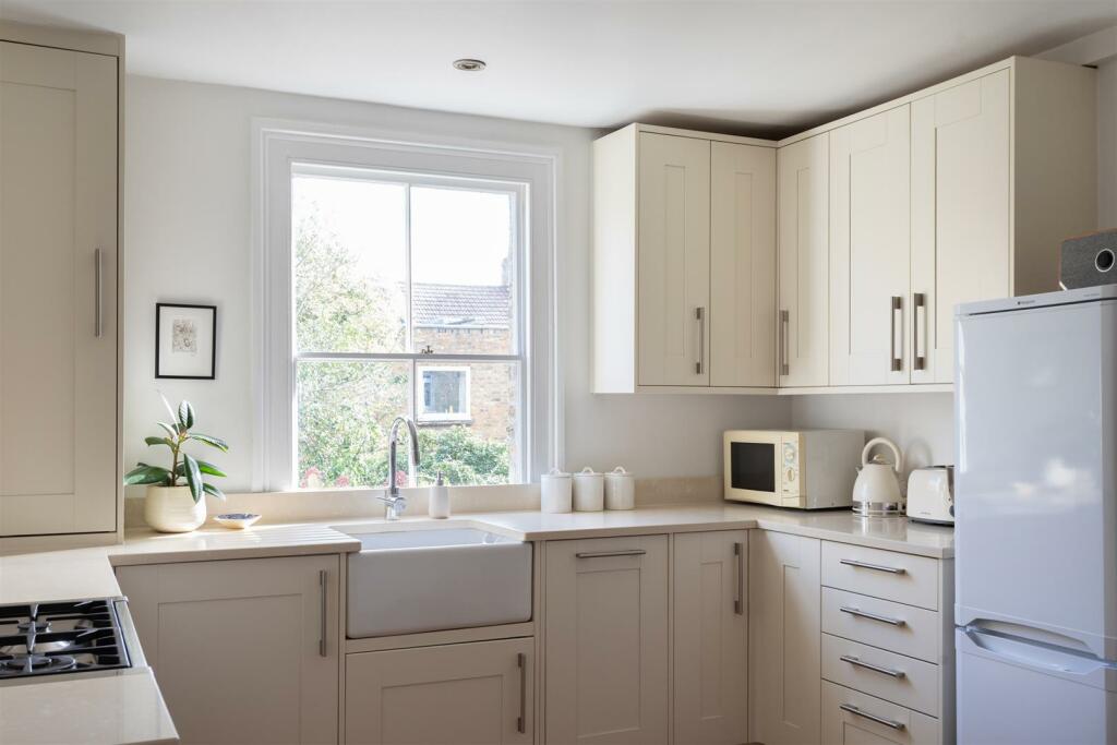 103b Crystal Palace Road-013.jpg