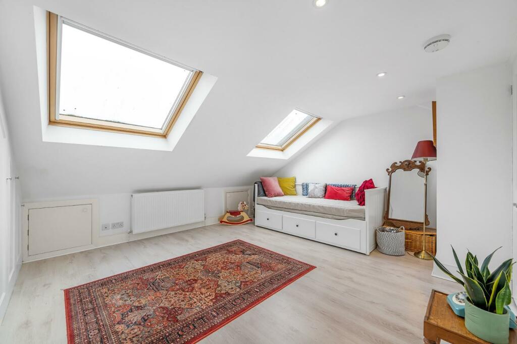 Bedroom 2.jpg
