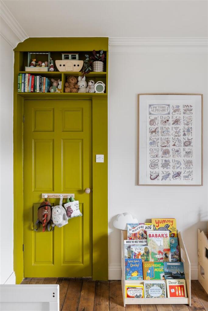 Mornington Road, E11