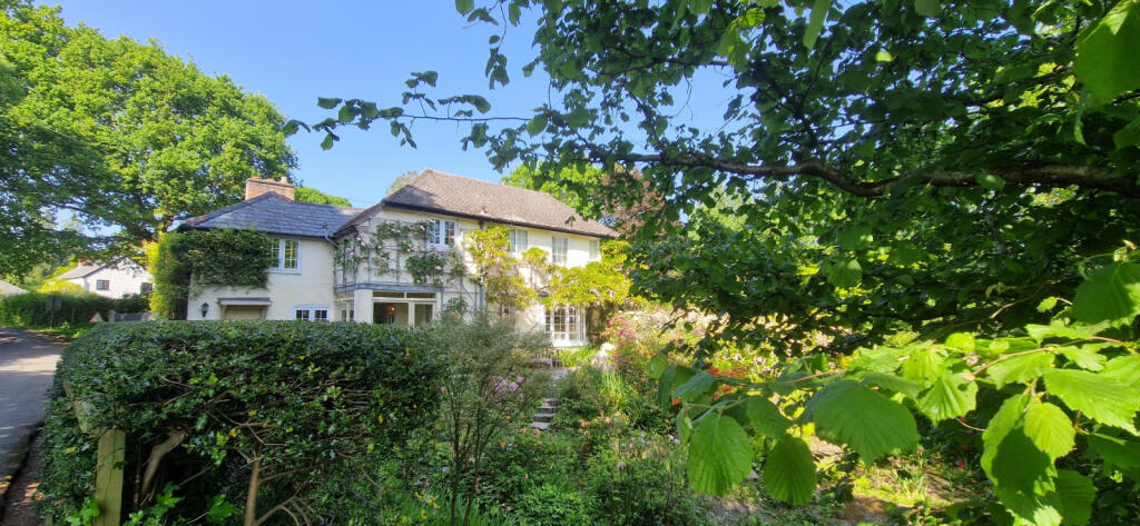 3 bed detached house for sale Mill Lane, Ringwood