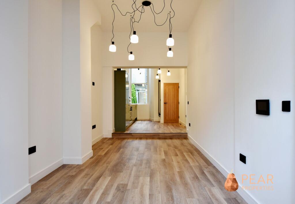 Lounge/Kitchen