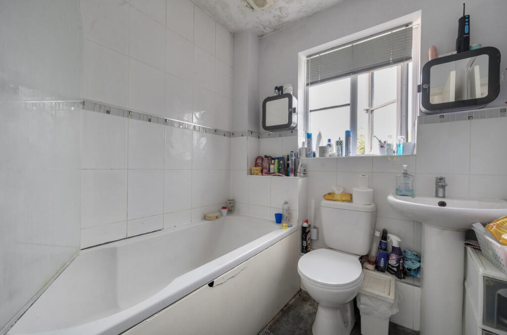 1297380-13-683885...