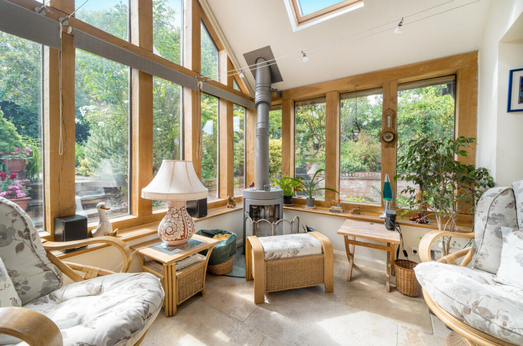 1315072-24-685af9...