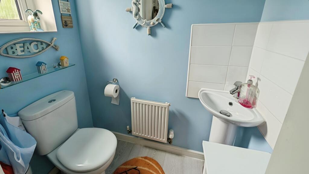 pbox-bathroom-315611.jpg