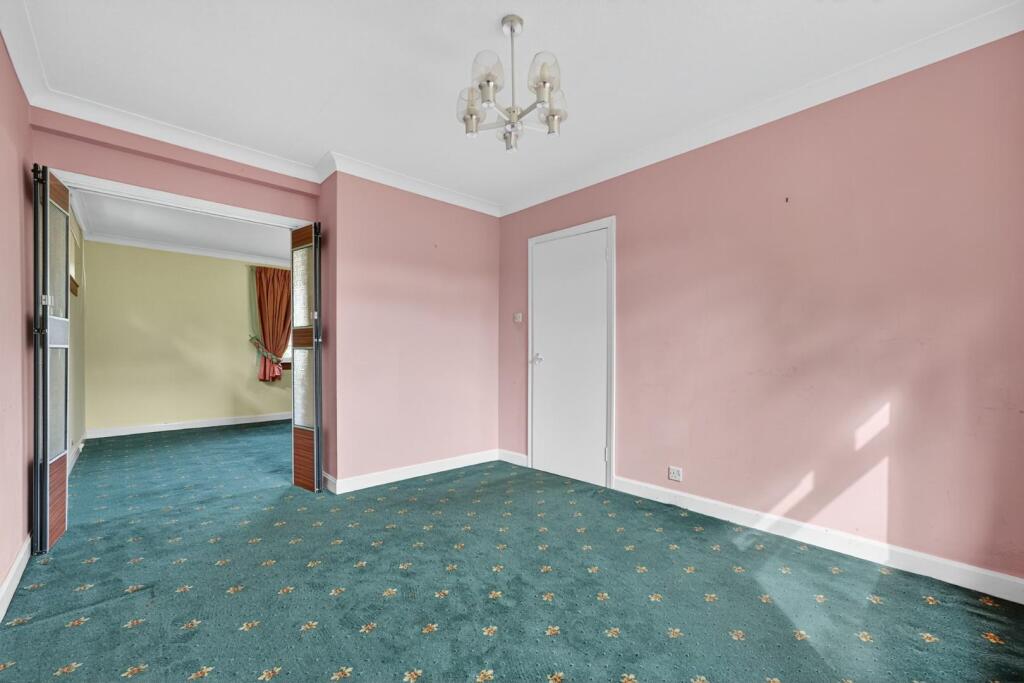 12_31 chapelton way, largs_12.jpg