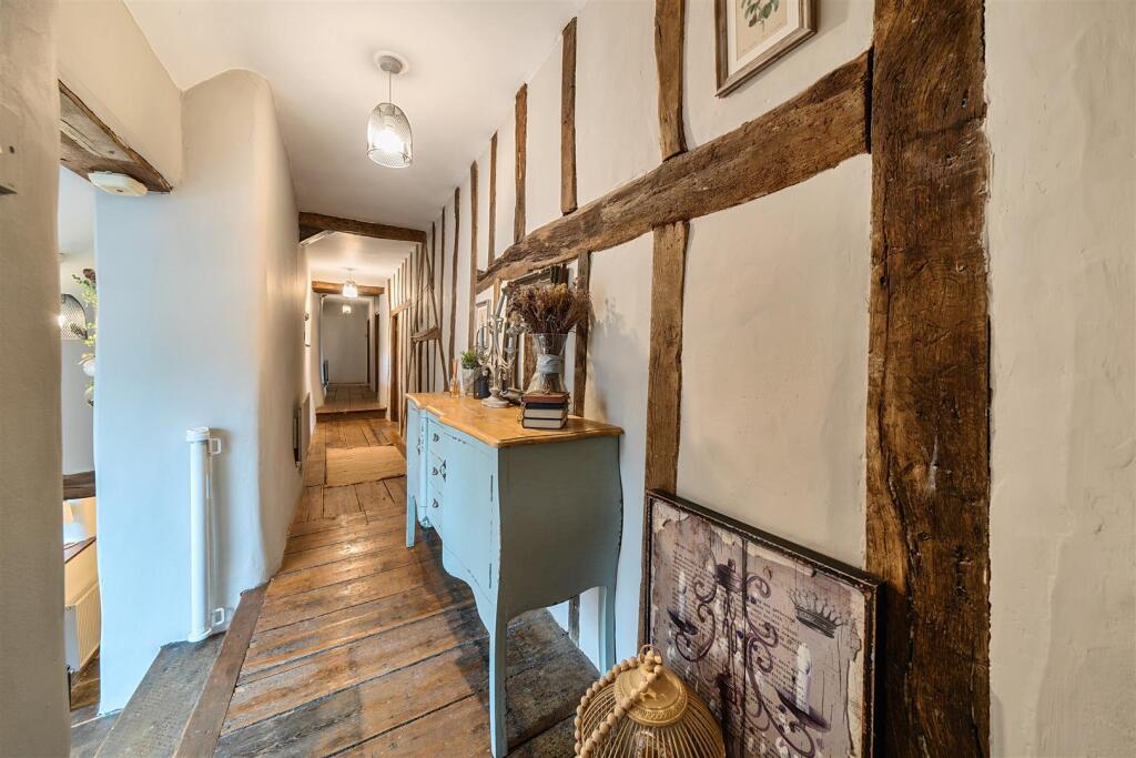 Cliff Hill Farm, 4 Northampton Road, Blisworth (25