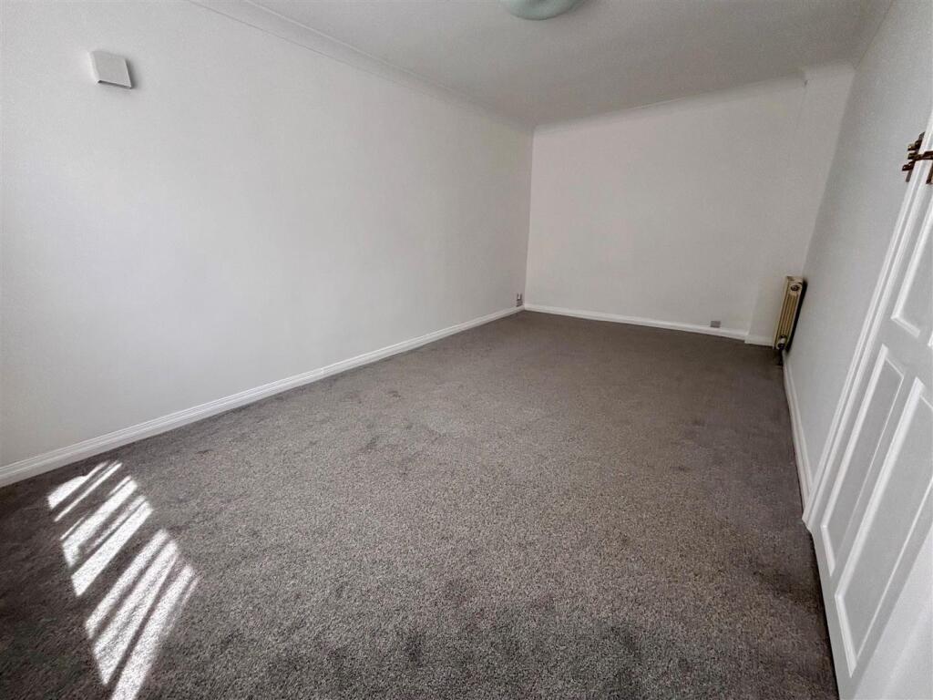dining room.jpg