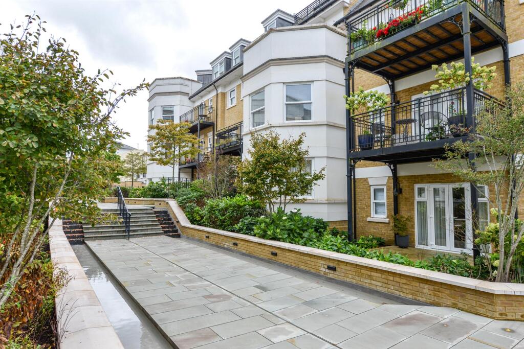 Henrietta Place Tunbridge Wells14.jpg