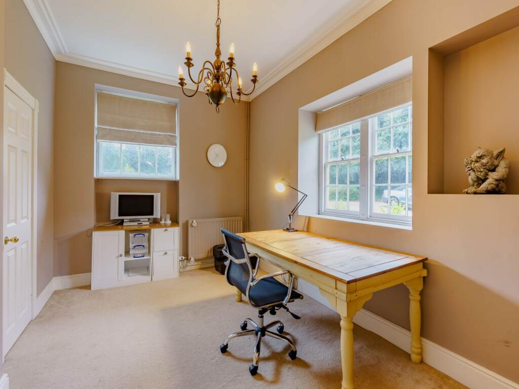 8483175-interior09