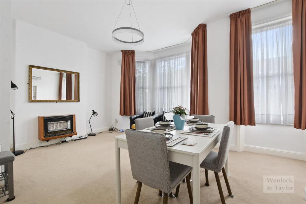 12-f299GCWT - FFF 119 Fernhead Road - Reception 4 
