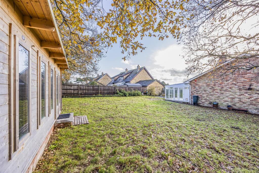 16 Brecon Close, New Milton-PorticoMarketing-O'Har