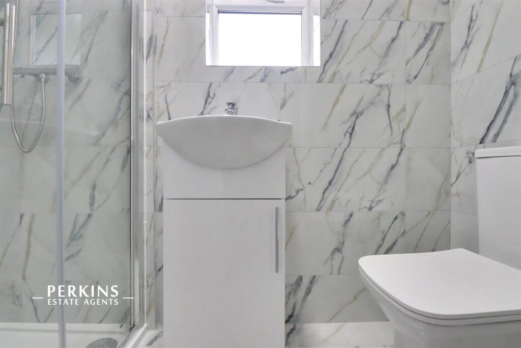 ensuite 4.jpg
