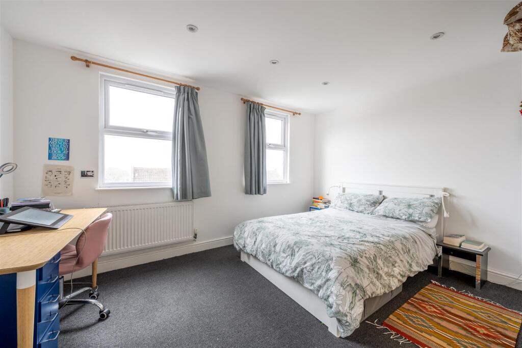 Higham Hill Road, E17