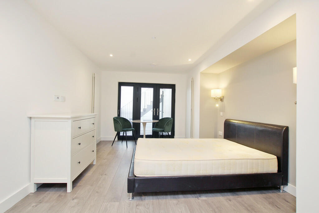 Open-Plan Living ...