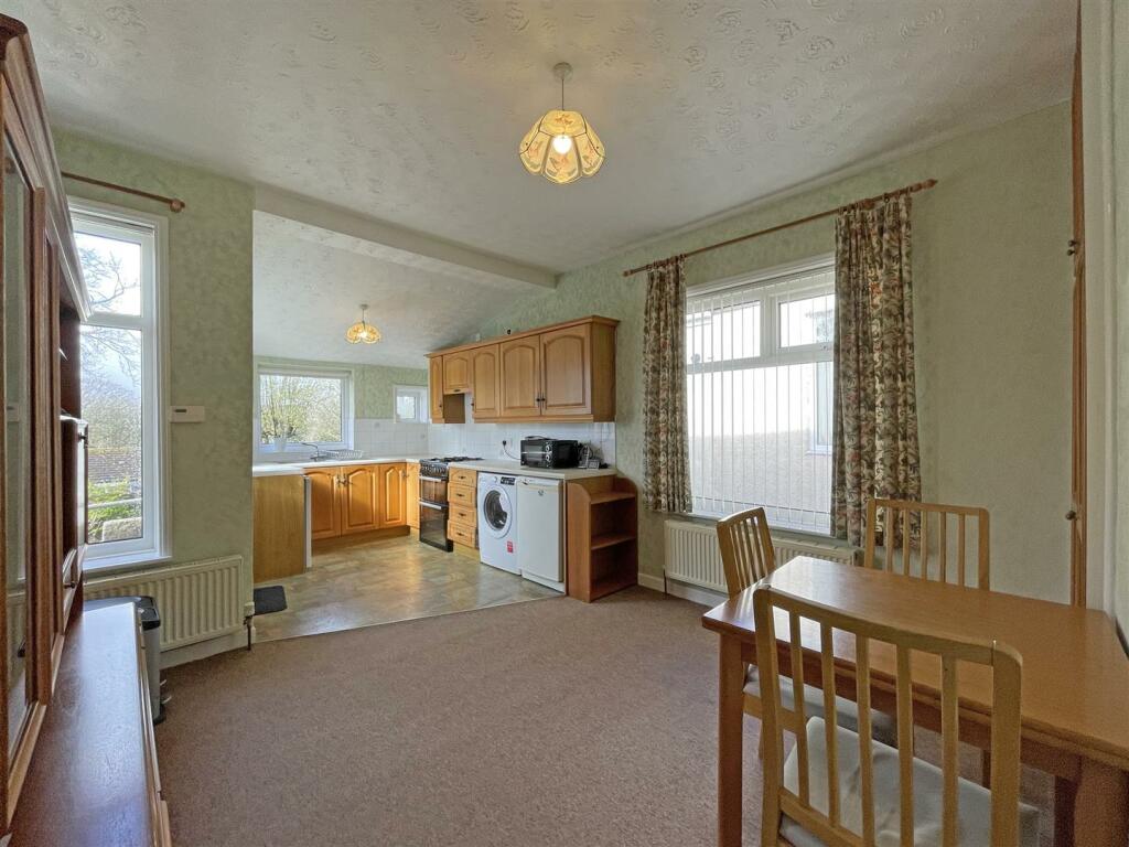 Dovedale Road 34 - Kitchen Dining Front.jpg