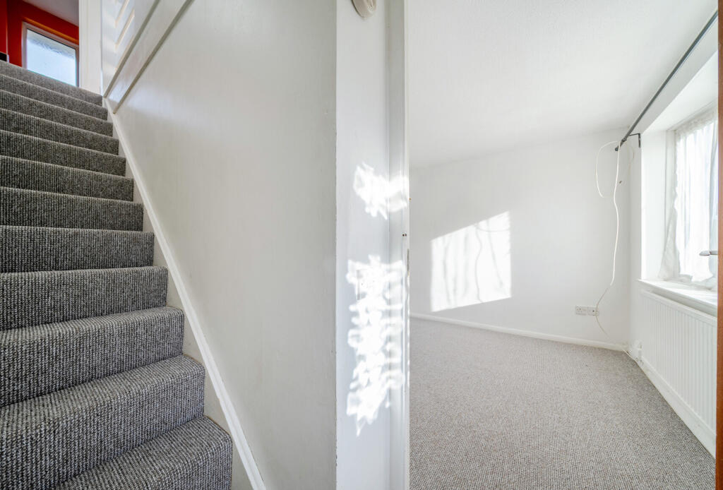 1384928-14-6926f3...