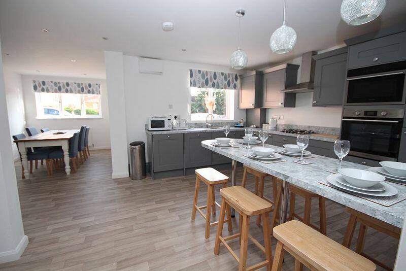 Breakfast kitchen photo 2