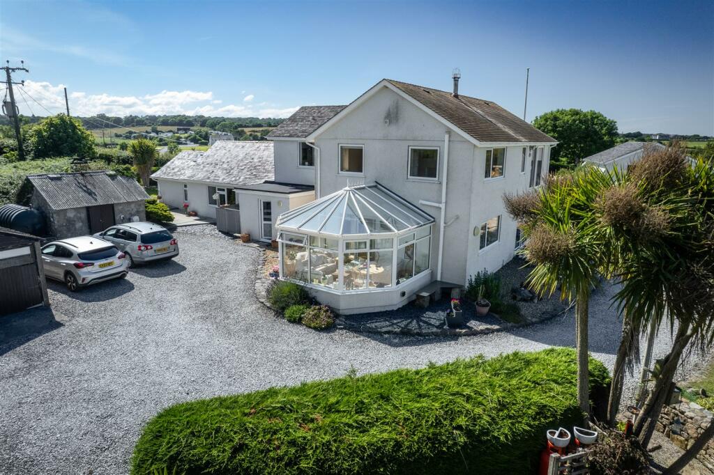 Exterior Photographs - Penrallt, Benllech-19.jpg