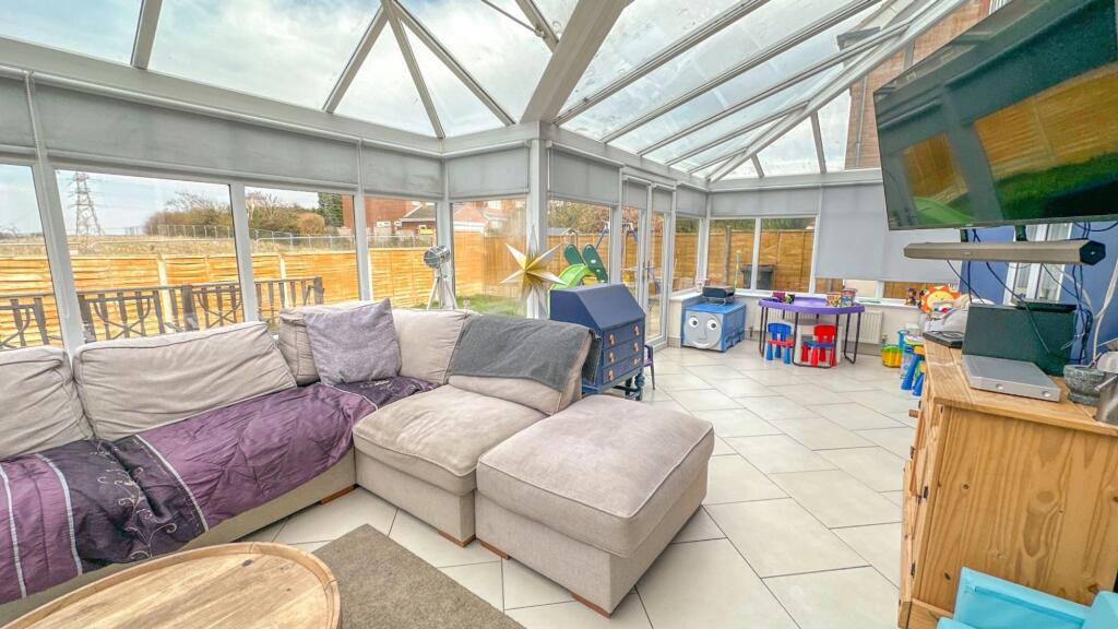 Hamlet Close - Image-22.jpg