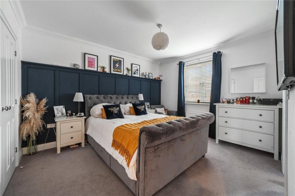 Main Bedroom