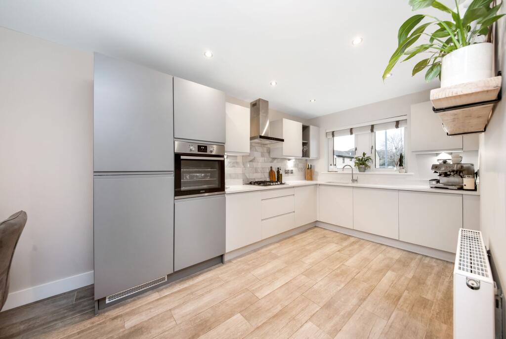 OPEN PLAN DINING KITCHEN