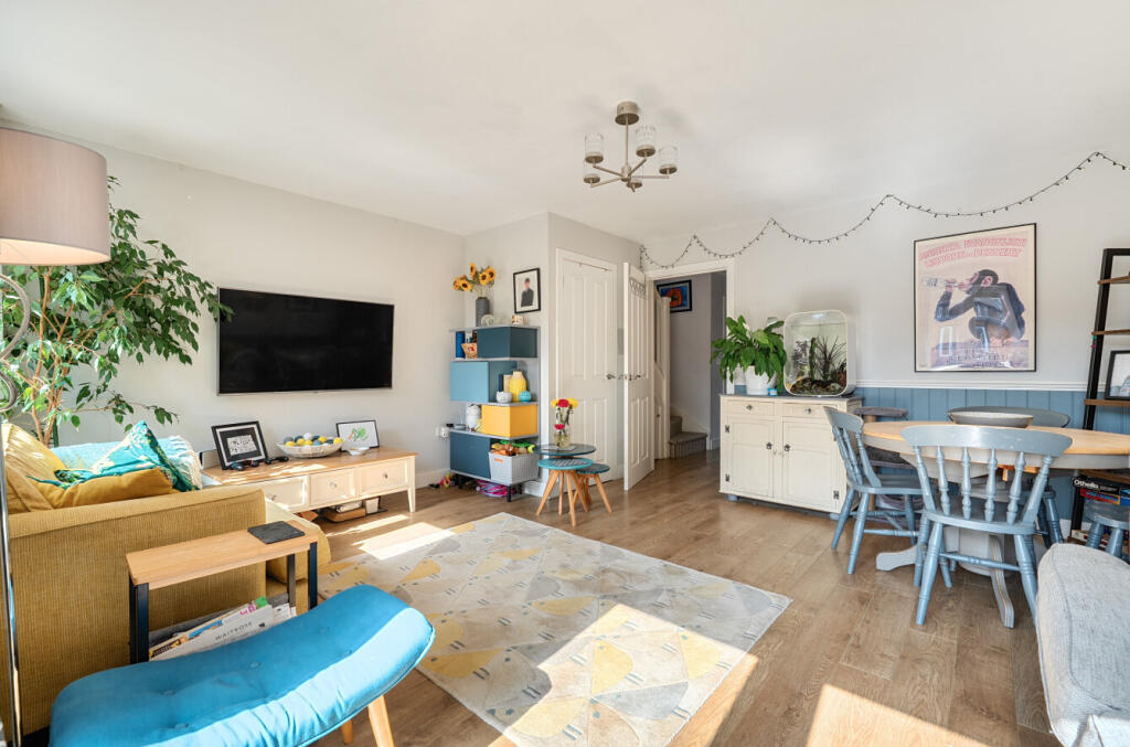 1335374-1-689224f...