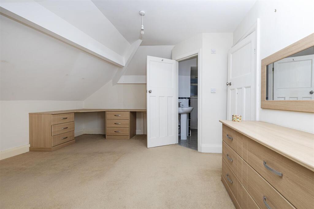 Bramleys Estate Agents - Dingley Road - Edgerton (