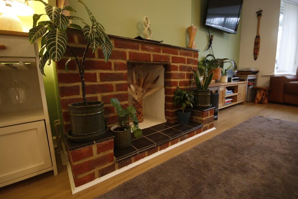 Feature Fireplace 