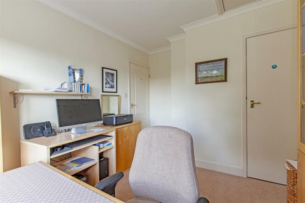 Bedroom 3-2.jpg