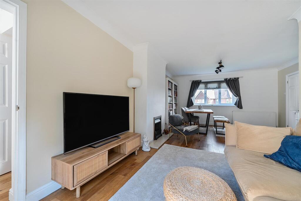 11-6822255dcdbb1-1290452-ARW-11 .jpg