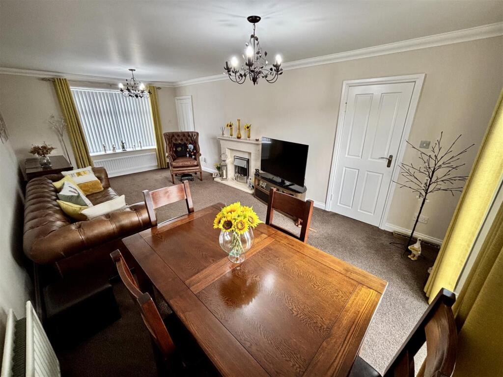 Open Plan Living and Dining Room