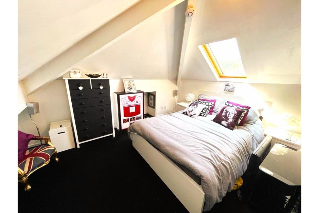 Loft Room