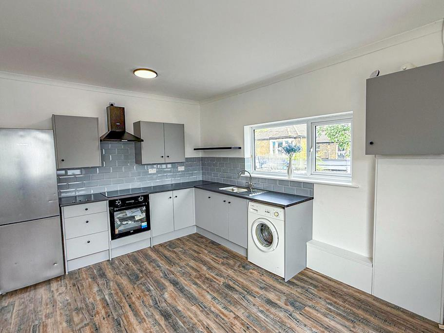Lounge / Kitchen