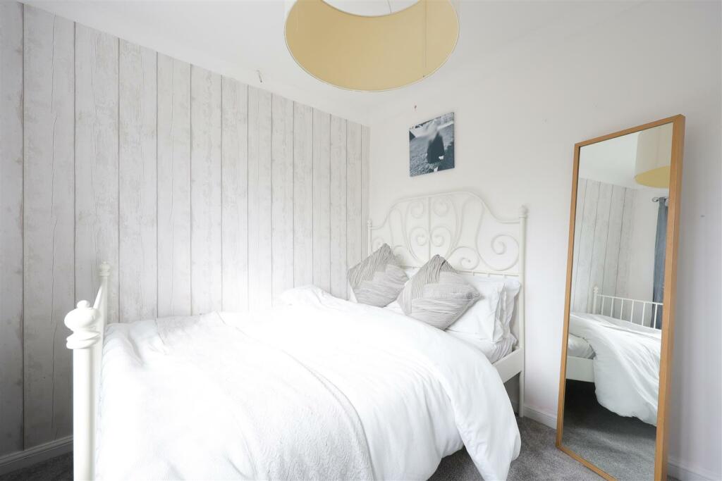 21 Allington Way 27.JPG