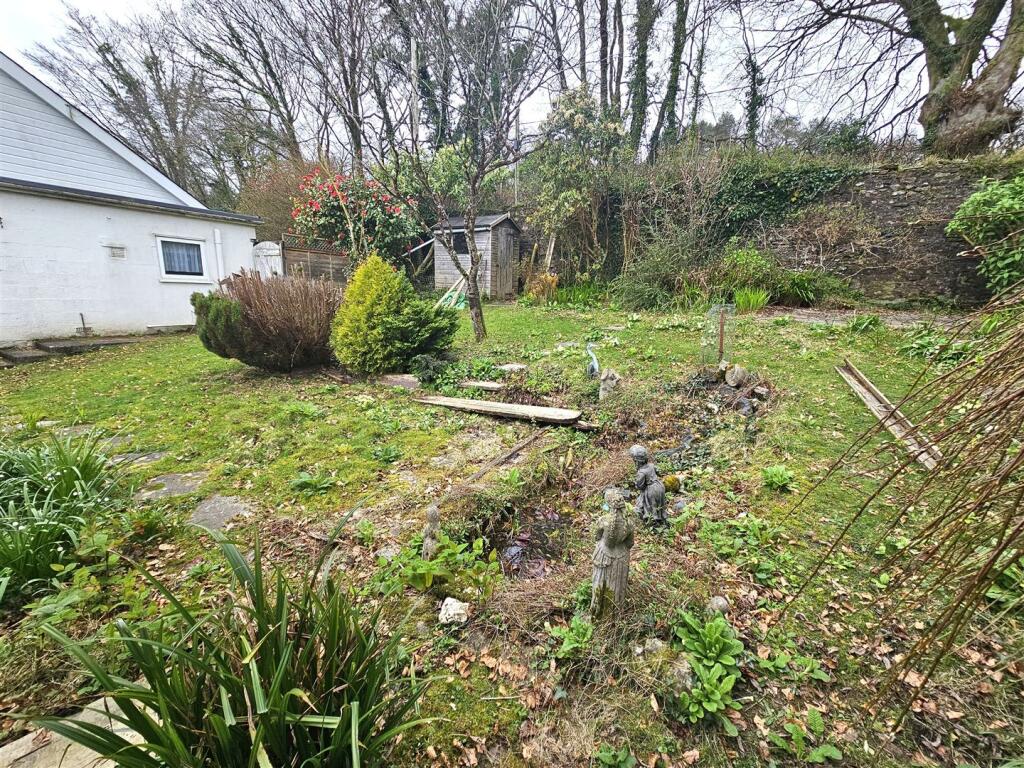 Garden 3.jpg